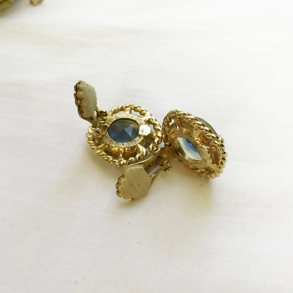 SARAH COVENTRY Rare Gold Bracelet & Earrings Set - Picture 6 of 8